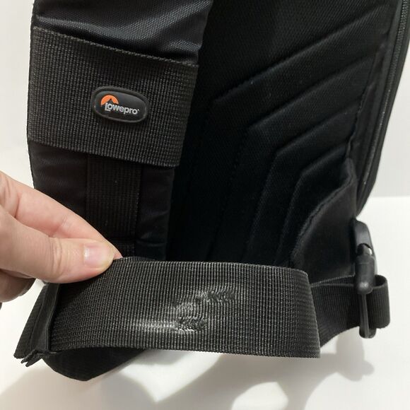 Lowepro Slingshot 202 AW DSLR Camera Sling Bag Backpack Black All Weather - Picture 5 of 15